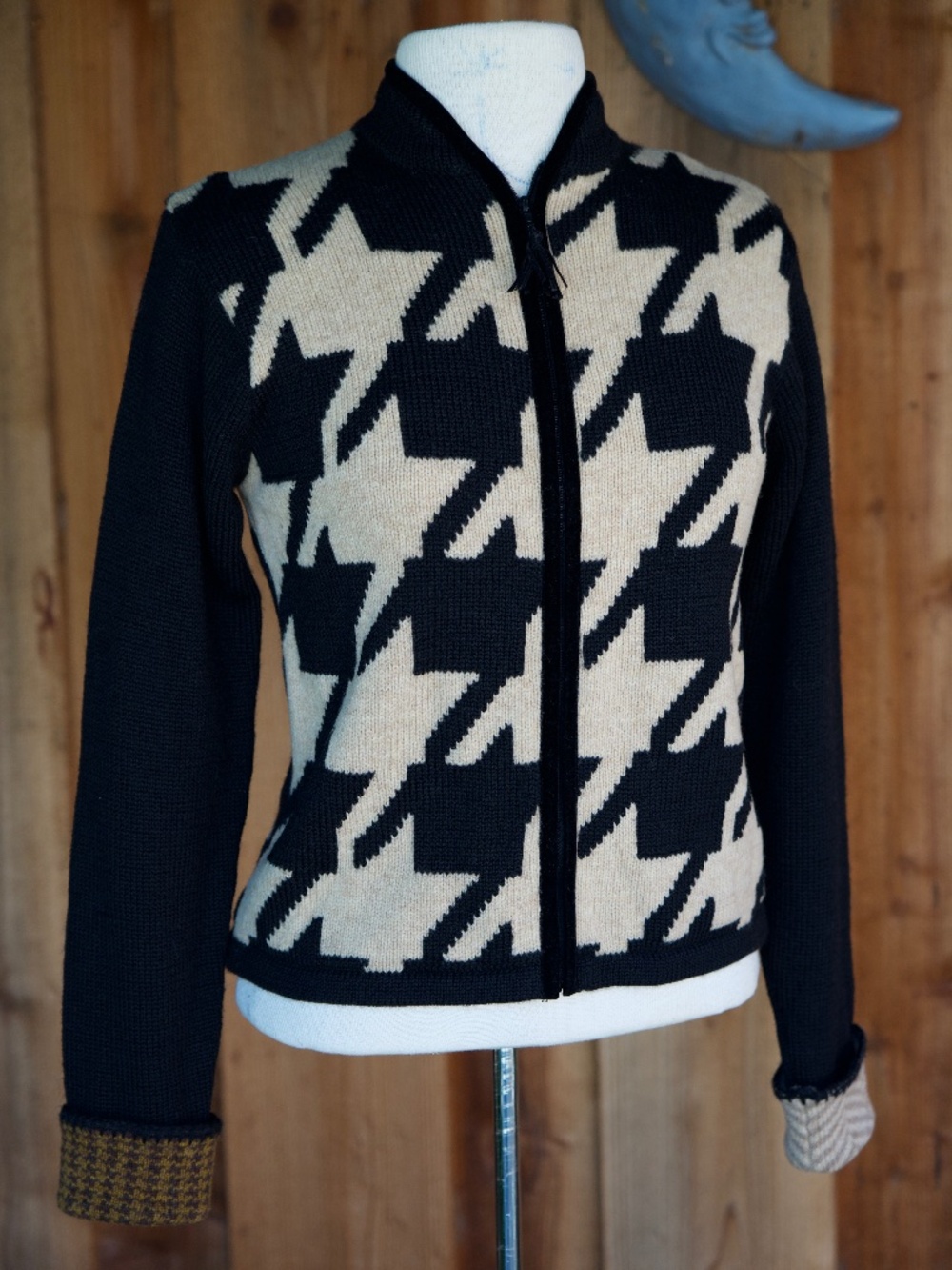 Vintage Susan Bristol 100% Wool Knit Houndstooth Black/Tan Cardigan Woman's S